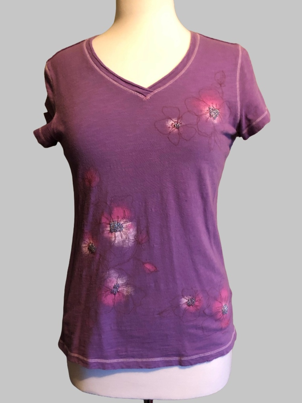 Merona Purple Beaded Floral V-Neck Top Cap Sleeve S